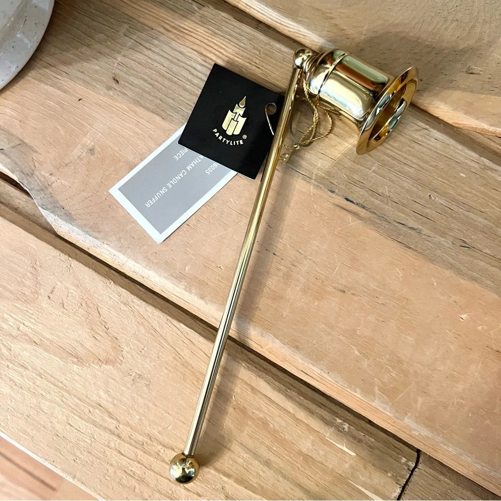 Vintage NIB Brass Candle Suffer - Picture 6 of 6